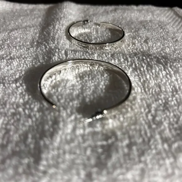 Tiffany 1837® hoop earrings in silver - Picture 5 of 9